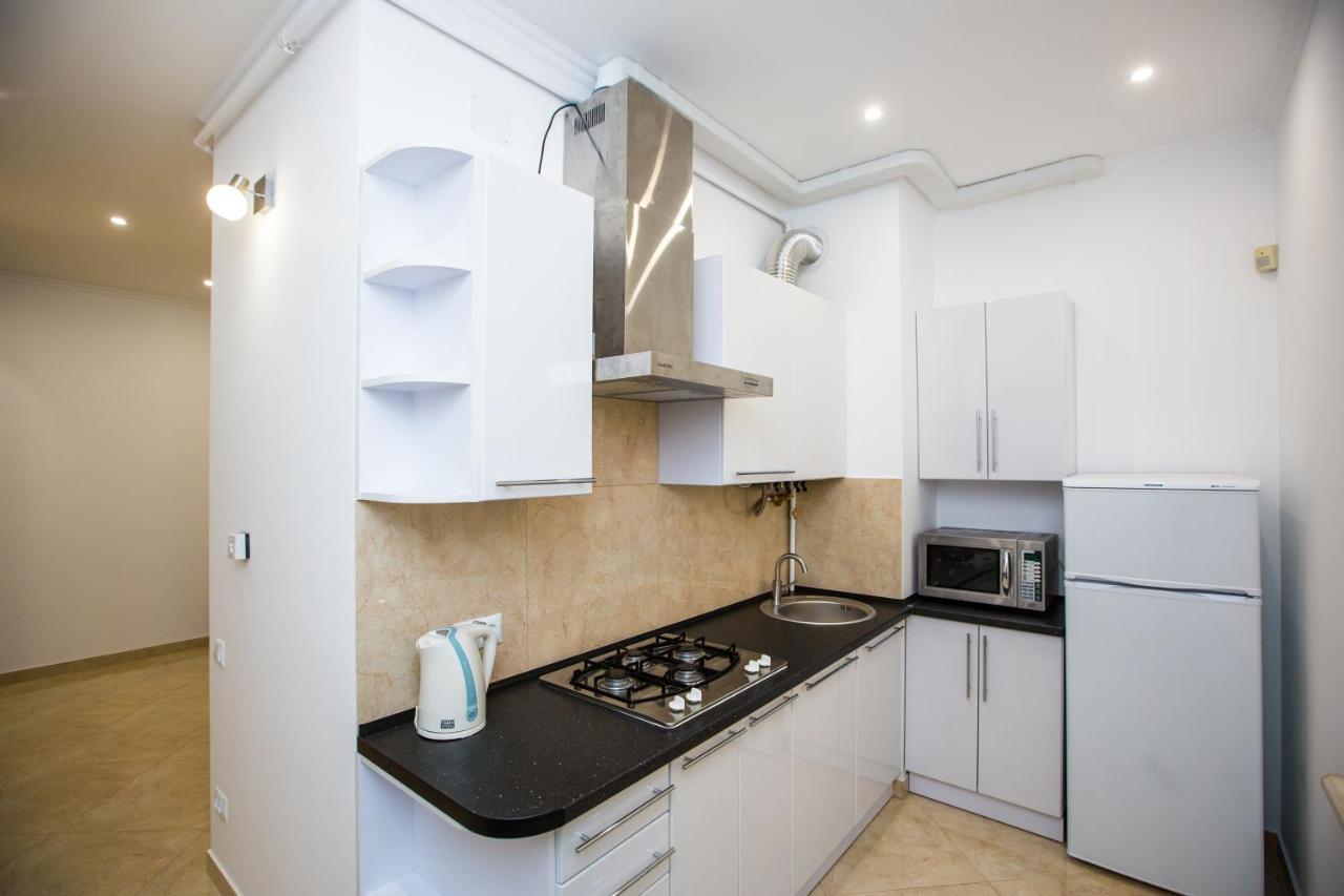 Avangard Kulisha 6B Apart Lviv Luaran gambar