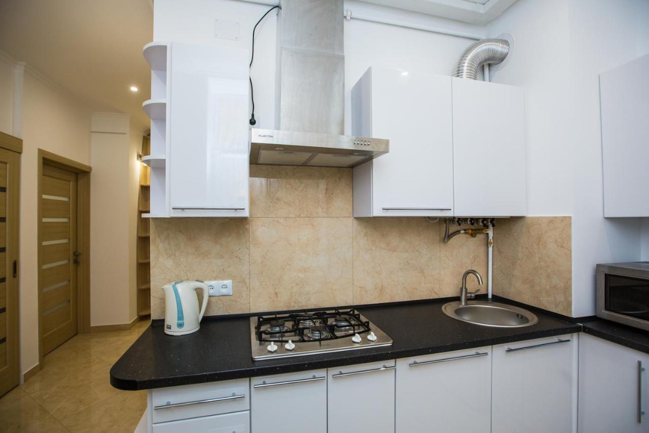 Avangard Kulisha 6B Apart Lviv Luaran gambar