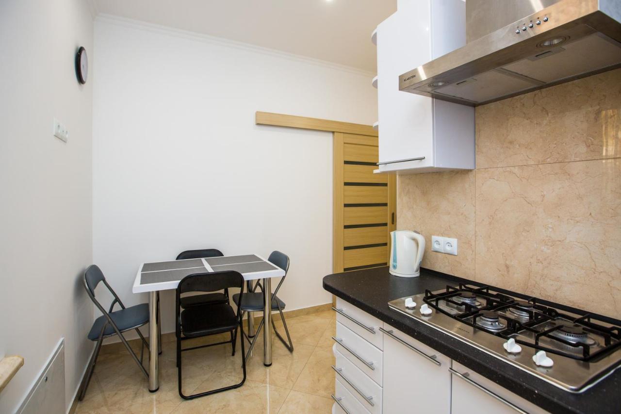 Avangard Kulisha 6B Apart Lviv Luaran gambar